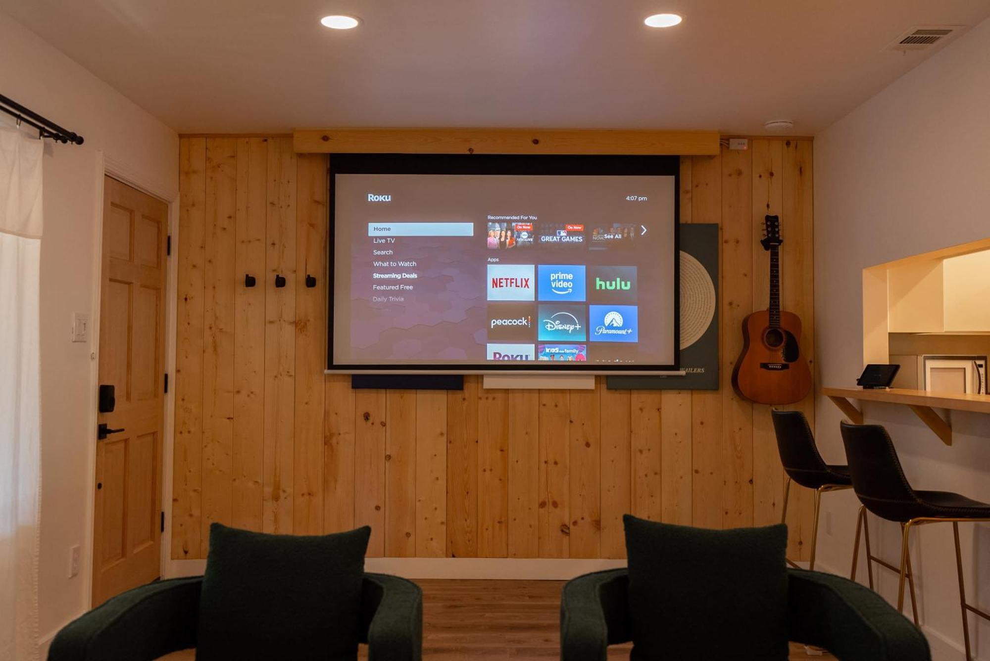 Serene Oasis Sauna And Cinema 佩索罗伯斯 外观 照片